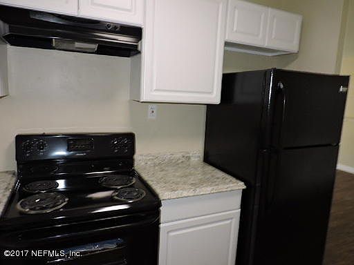 3rd image of 6060 Mizzell Dr