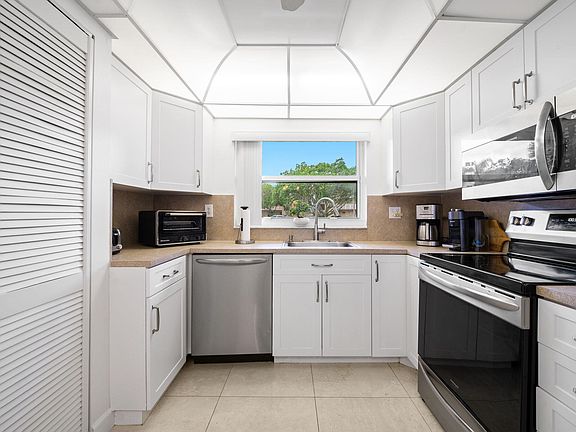 2nd image of 9330 Sunrise Lakes Boulevard #104