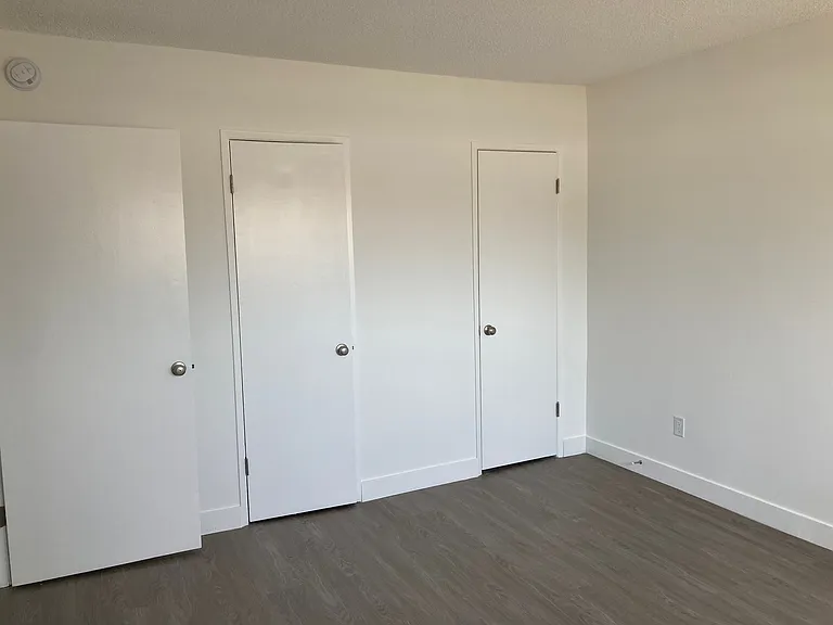 148 N. St Andrew Pl. — Photo 8