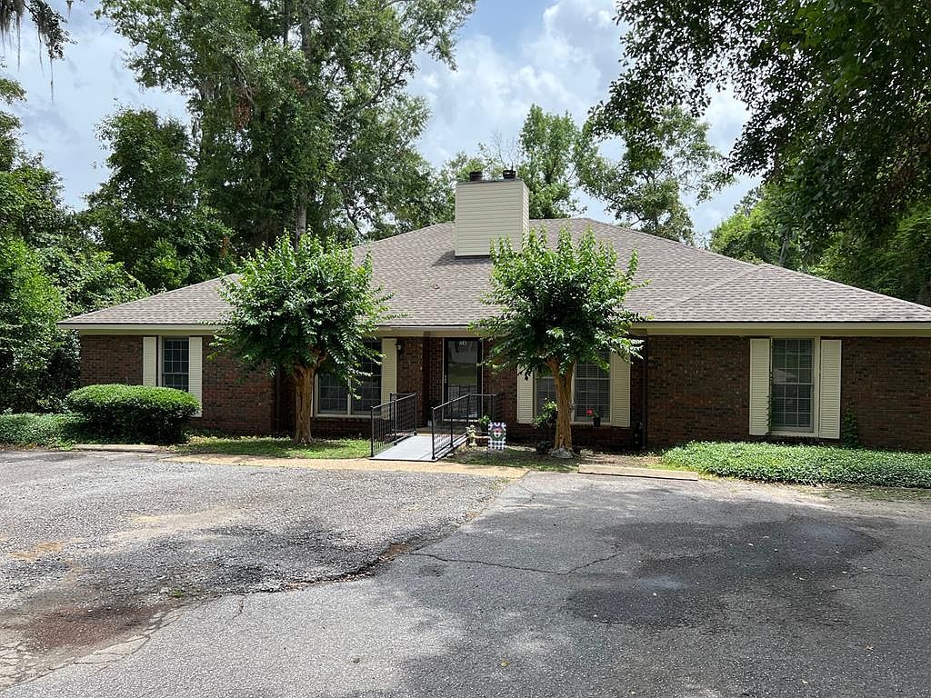 1541B NW Mockingbird Ln, Cairo, GA 39828 | Zillow