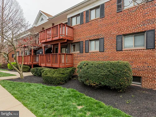 103 Skyhill Rd #6 Photo 1