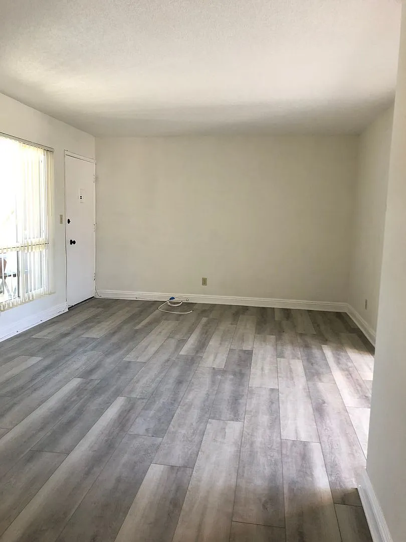 312 10th Street — Photo 3