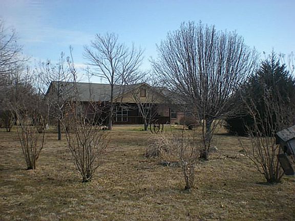 2nd image of 5090 Pecan Place Dr