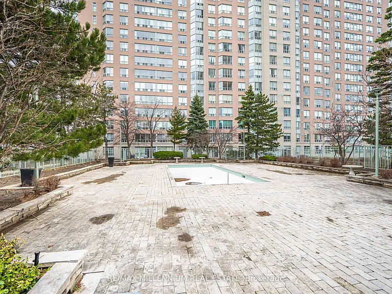 68 Corporate Dr #1532 — Photo 48