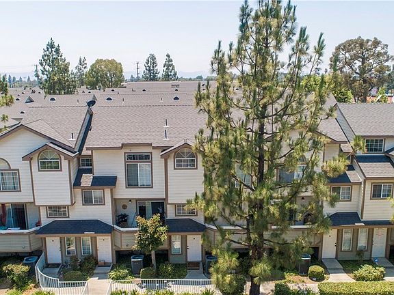 4th image of 11150 Glenoaks Blvd Unit 226