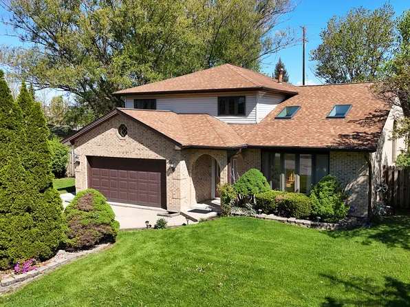 160 Aster Ln, Hoffman Estates, IL 60169
