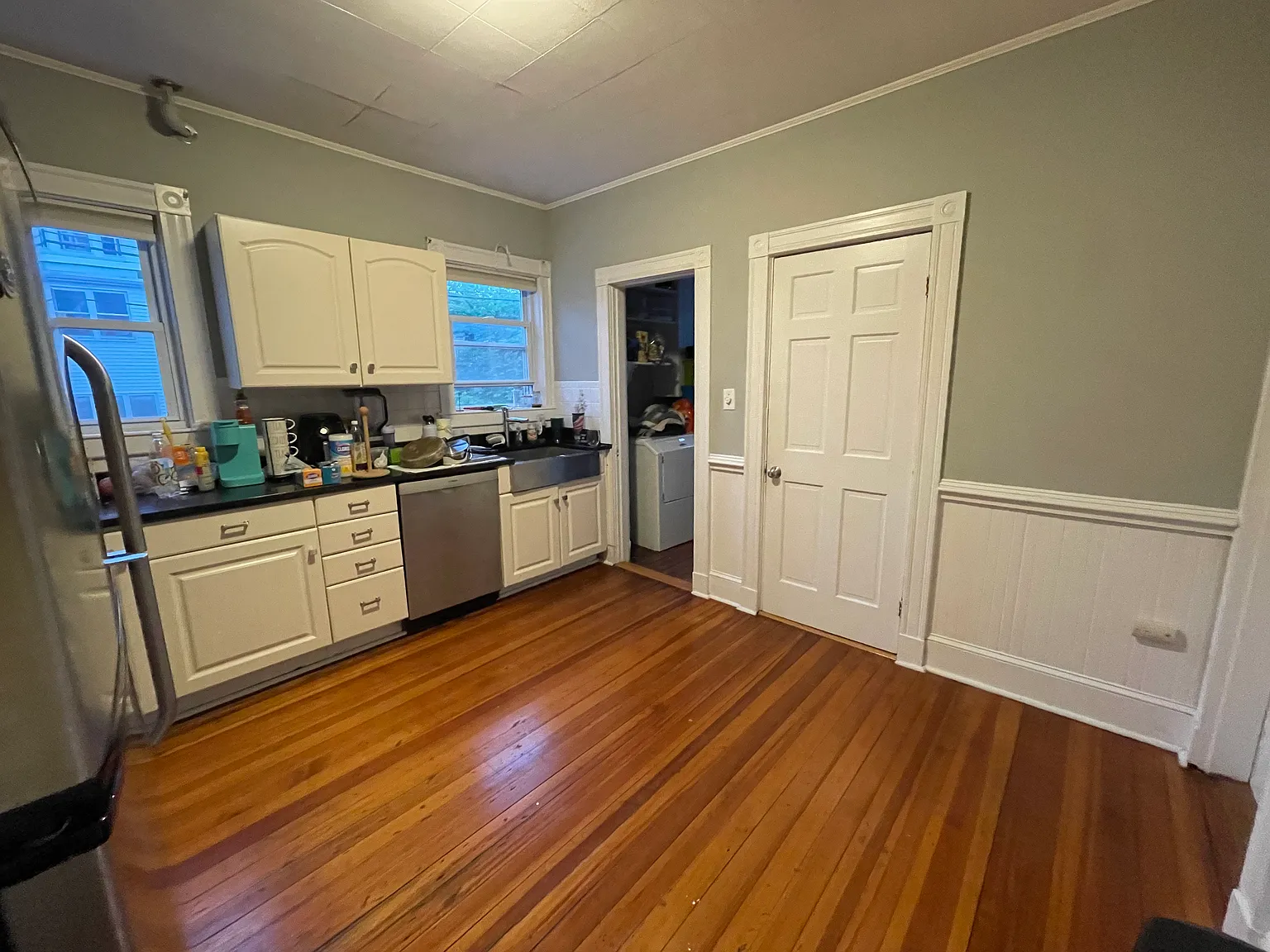 3 bed, $3,300 — Photo 2