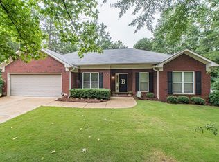 228 Windsong Dr, Cataula, GA 31804