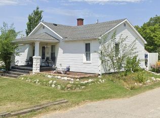 8493 Highway 66, Wadesville, IN 47638