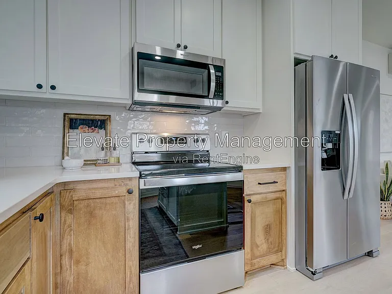 1616 NW 17th St #16 — Photo 15