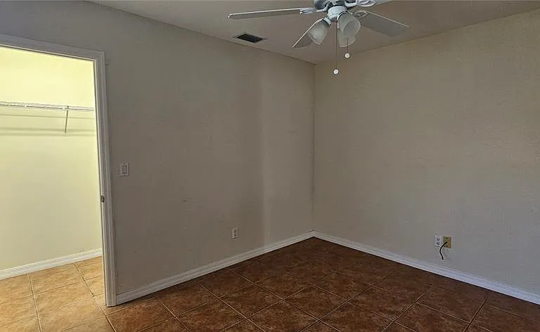 3007 SW Santa Barbara Pl — Photo 15