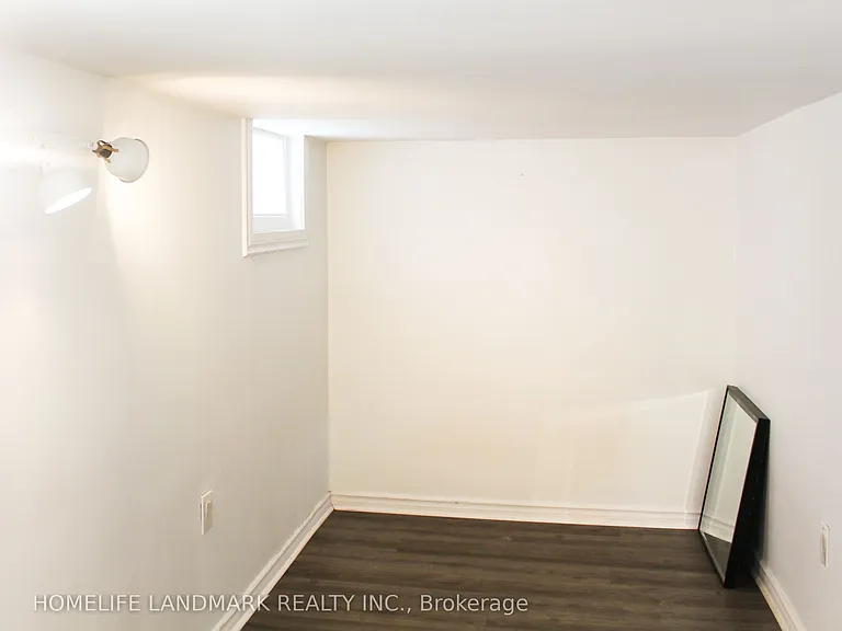 38 Glenvalley Dr — Photo 8