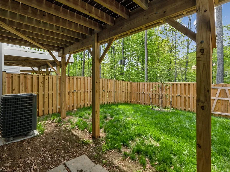 4502 Dale Creek Way — Photo 34
