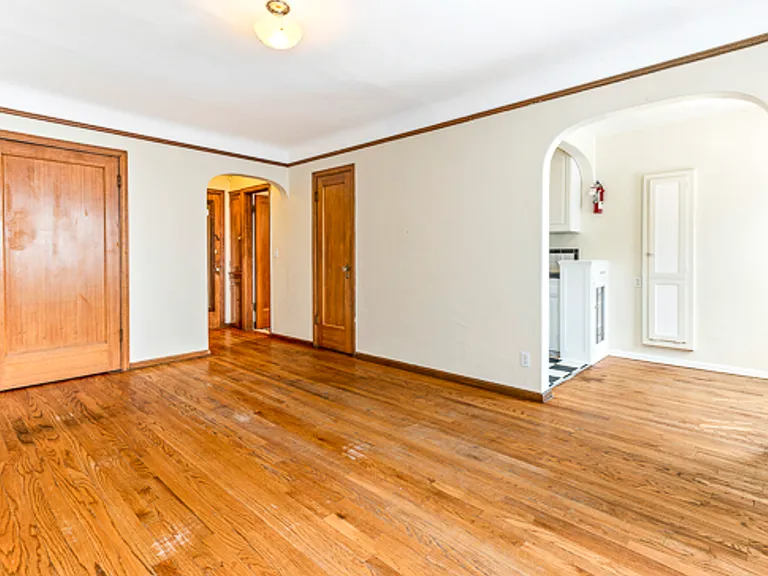 Grex Apartments — Photo 8