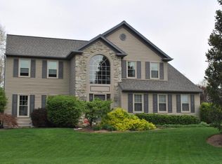 2096 Meadow Rd, Mount Joy, PA 17552