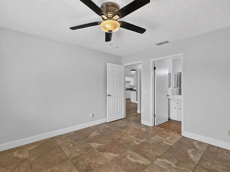 12310 Tavares Ridge Ct — Photo 21