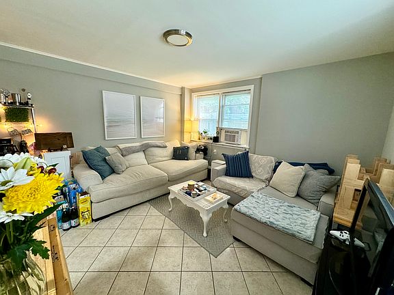 3rd image of 248 E Broadway APT 6
