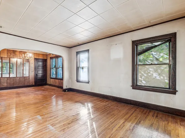 3946 Bryant Ave N, Minneapolis, MN 55412
