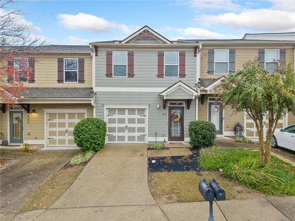 406 E Gate Trl, Ball Ground, GA 30107