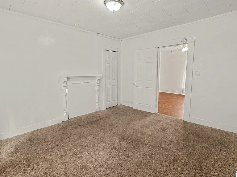 220 Avenue Z — Photo 8
