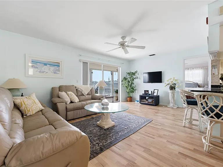 3755 S School Ave #41 — Photo 2
