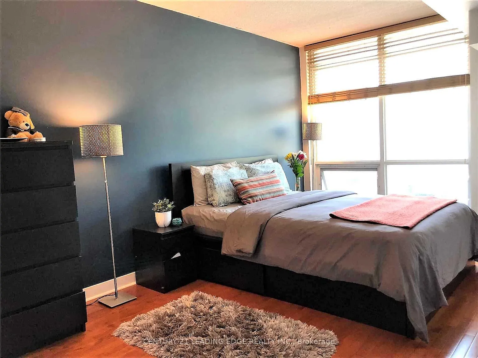 2 bed, $2,750 — Photo 1