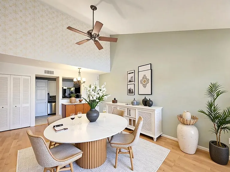 1860 White Oak Dr #236 — Photo 3