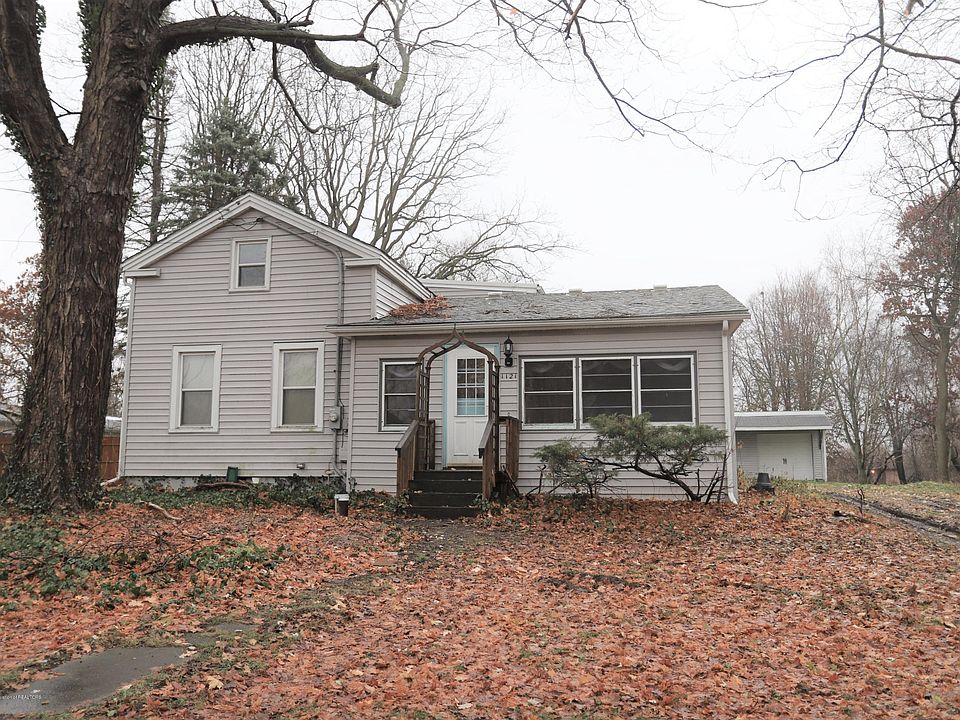 1st image of 1121 Jackson St