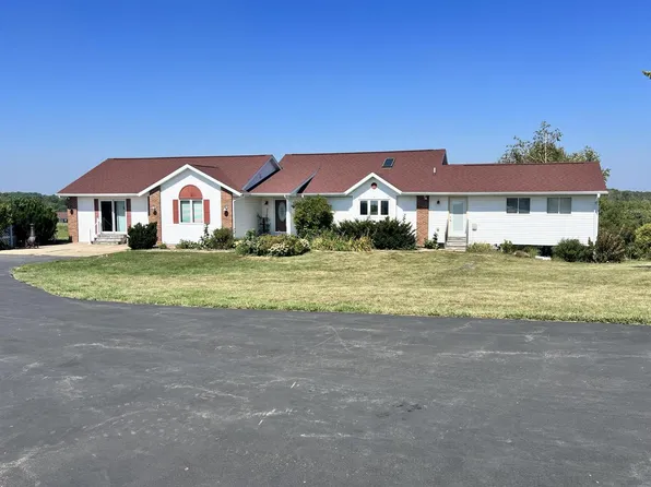 S320 Oak DRIVE, Coon Valley, WI 54623