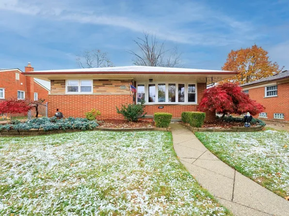 8446 Francine St, Warren, MI 48093
