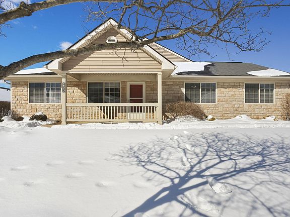 2nd image of 233 Wildwood Ct