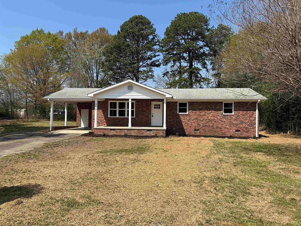 1st image of 302 Thompson Rd