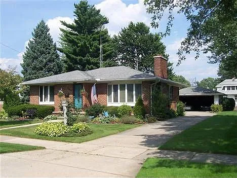 1335 Colorado St photo 1