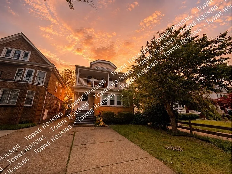 418 Colvin Ave #UPPER — Photo 1
