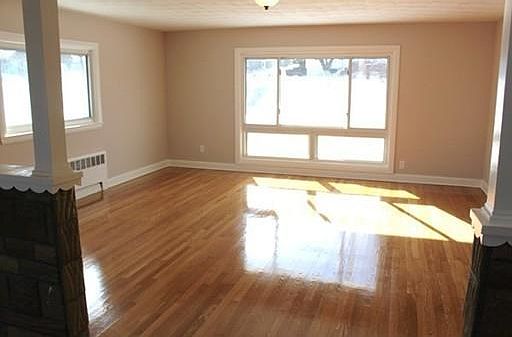 5th image of 251 Reservoir Ave