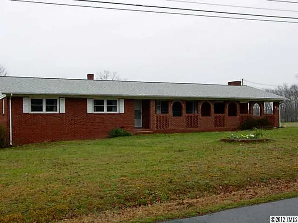 920 Atom Dr, Albemarle, NC 28001