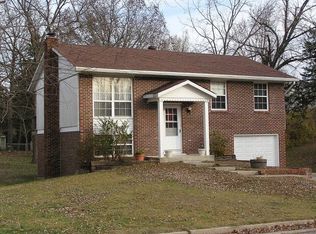 1403 Westview Dr, Jefferson City, MO 65109