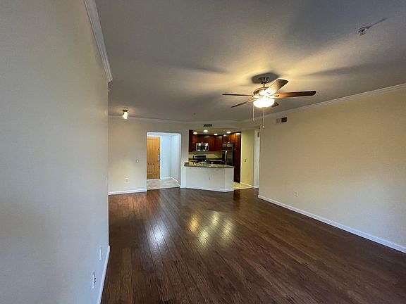 5th image of 809 Auzerais Ave Unit 358