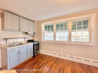 26 Main St APT C, Keyport, NJ 07735