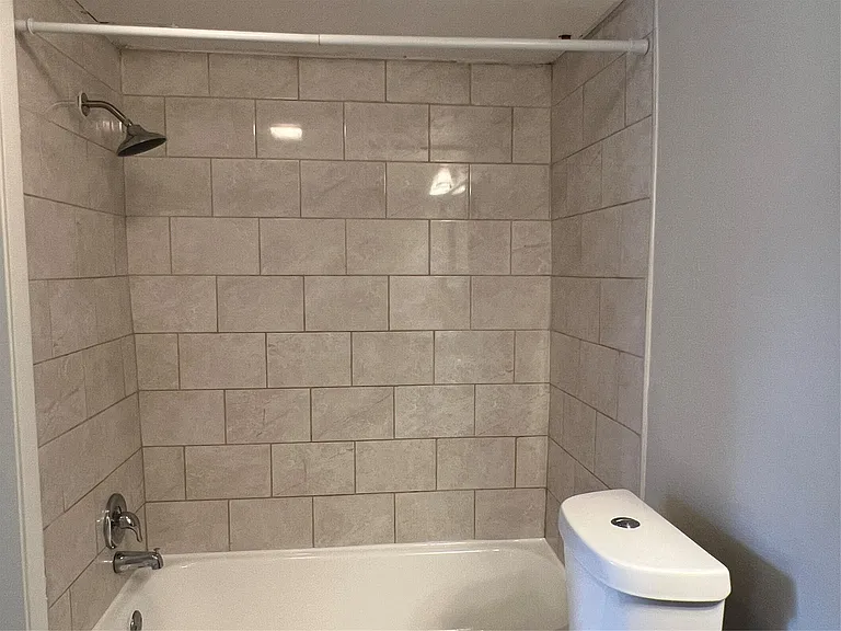 2824 Briarhurst Dr #9 — Photo 14
