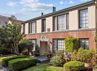 209 S Reeves Dr, Beverly Hills, CA 90212