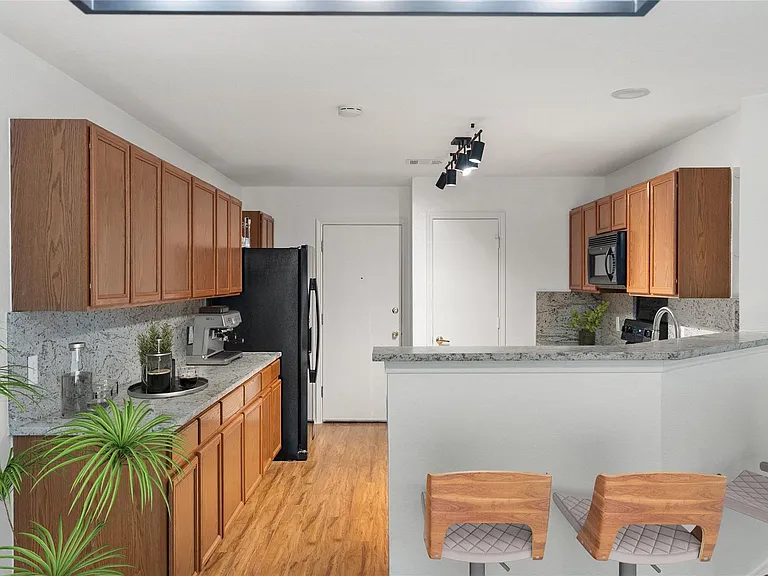 6629 Doyal Dr — Photo 7