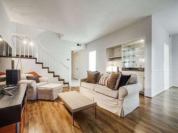 3rd image of 8519 Brittania Way