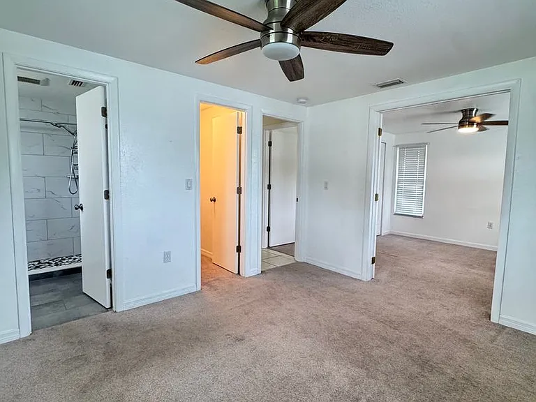 3410 Bay St — Photo 13
