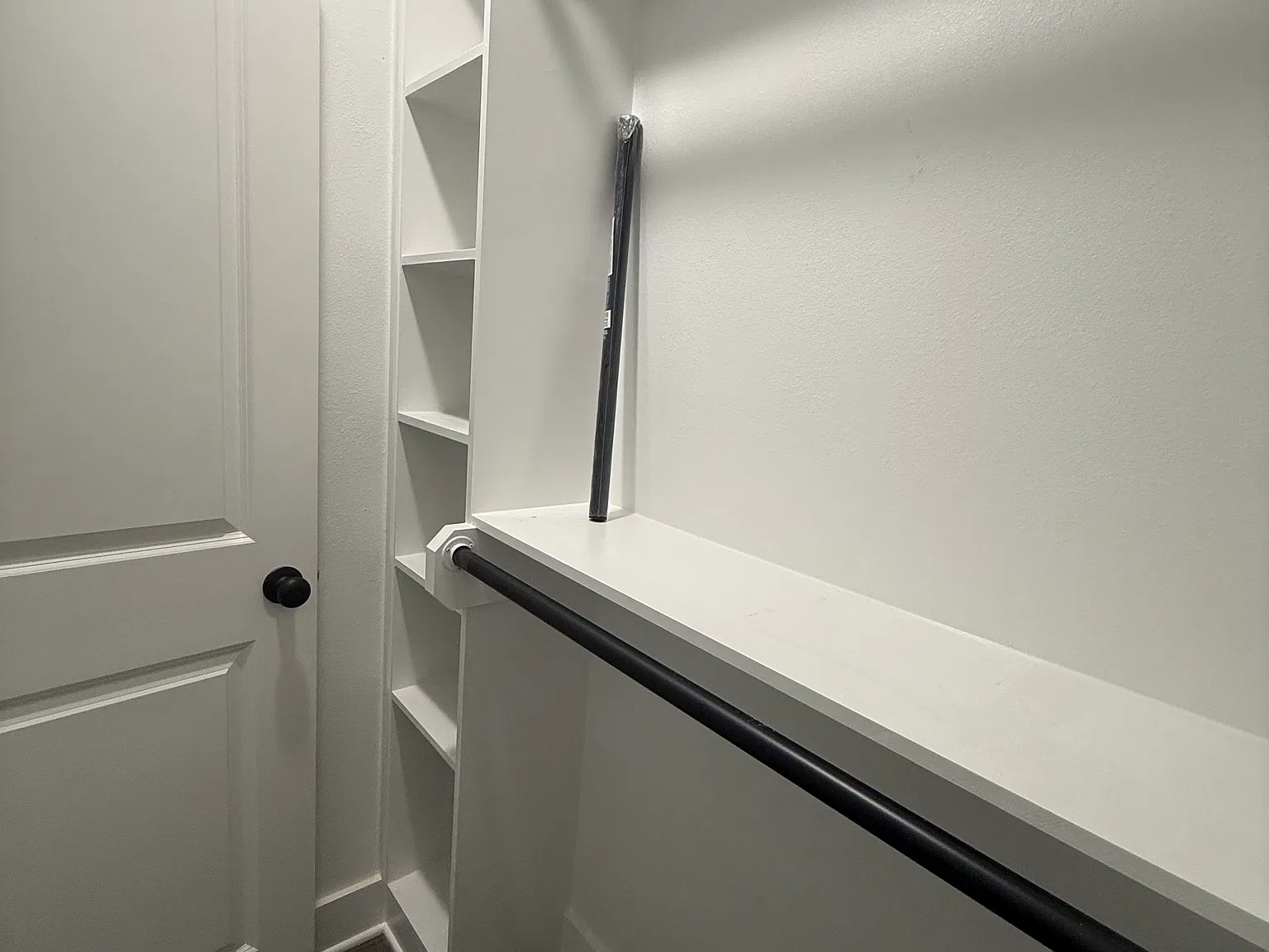 3 bed, $1,800 — Photo 4
