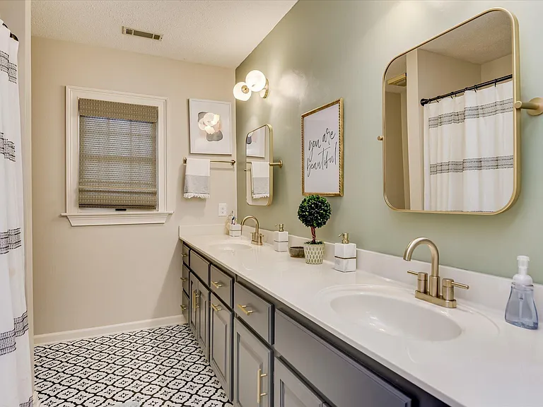 126 Dewberry Ln — Photo 39