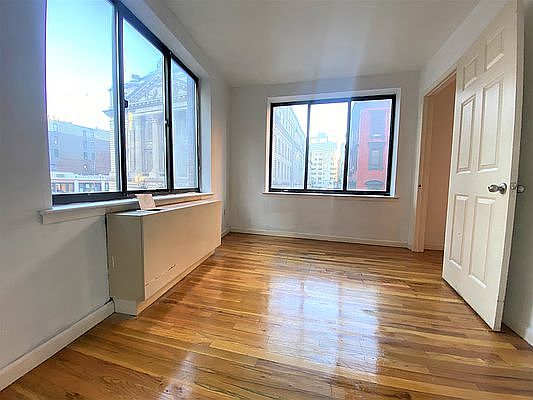 3rd image of 179 Grand St APT 3C