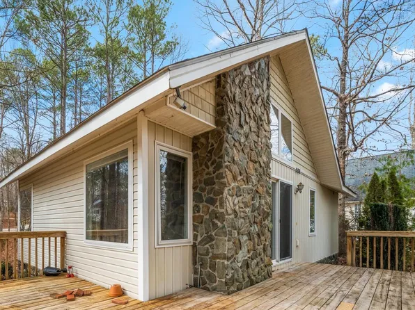 228 Sagamore Dr, Louisburg, NC 27549