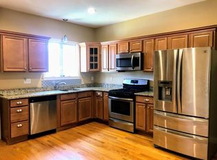 87 Winn St #2, Woburn, MA 01801