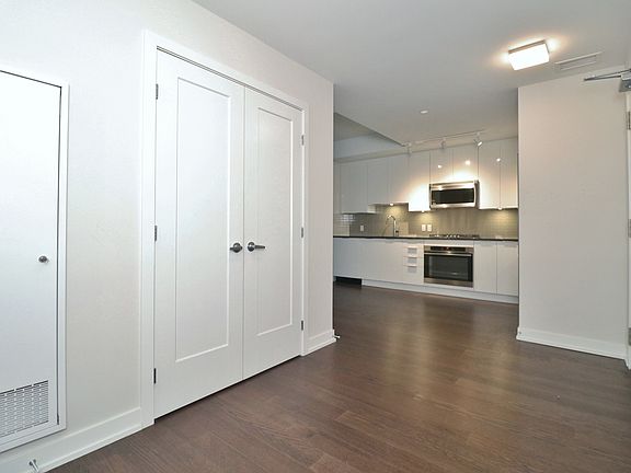 2nd image of 530 De Mazenod Ave #606